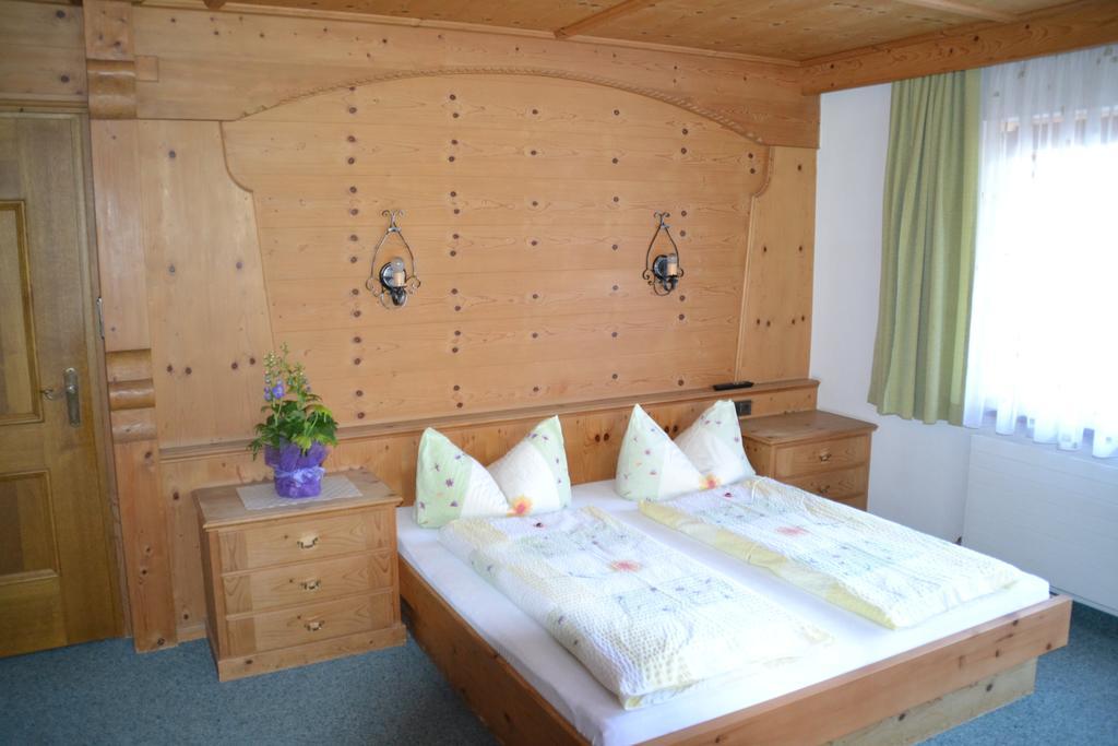Gaestehaus Christoph Ried im Zillertal Zewnętrze zdjęcie