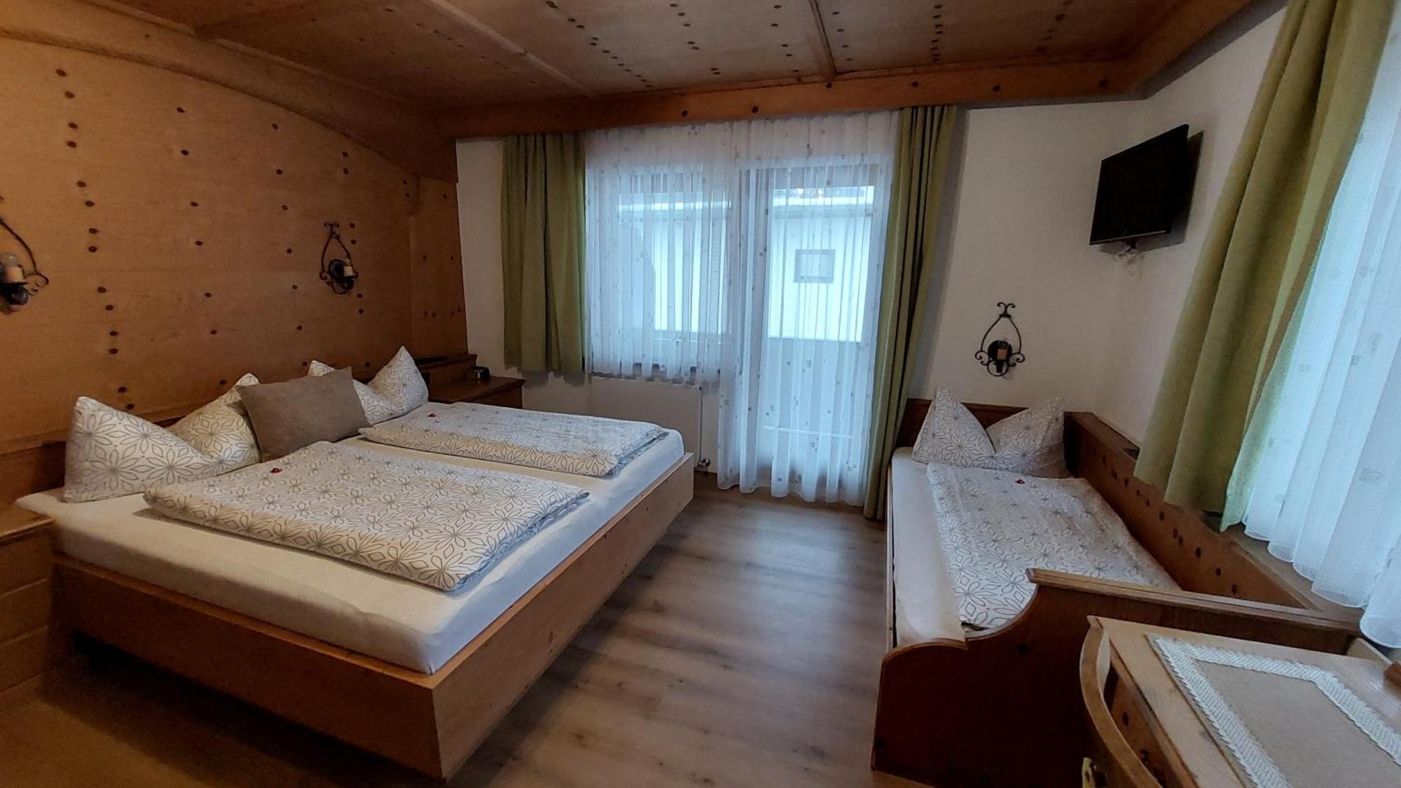 Gaestehaus Christoph Ried im Zillertal Zewnętrze zdjęcie