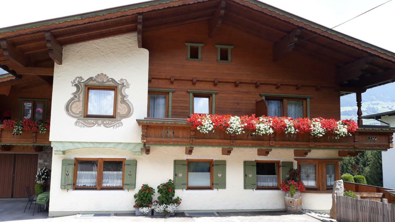 Gaestehaus Christoph Ried im Zillertal Zewnętrze zdjęcie